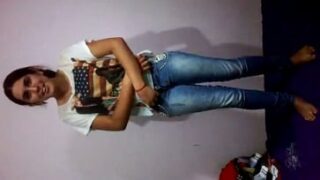 Chilena se desnuda frente al novio