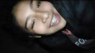 Culoncita cachando de perrito