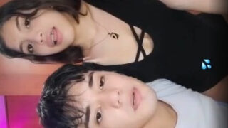 Pareja colombiana haciendo directo pt2