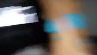 Uno queriendo ver televisión y ella anda de arrecha