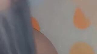 Videos XXX de colegiala con un peine