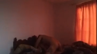 Chiquita pero le gusta duro