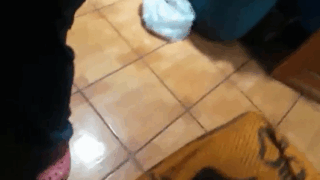 Escucha como gime esta chibolita