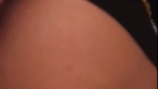 La que pide permiso para hacer la tarea