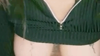 Live de universitaria enseñado sus tetazas