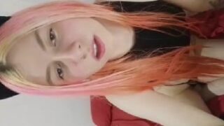 Rusa jovencita haciendo live XXX pt1