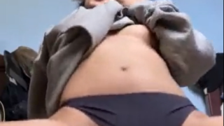 Teen asiatica con un consolador