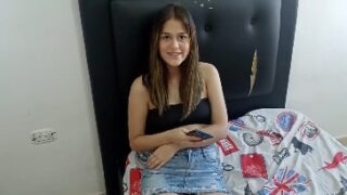 Vagina rosada de mi prima preciosa