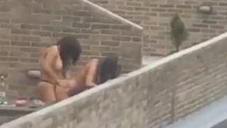 Vamos a la azotea para tomar aire