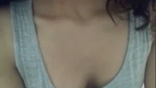 Video casero de una paraguaya veinteañera