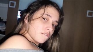 Anal de cuchara a jovencita brasilera