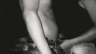 Cogiendo a la prima hasta que gima