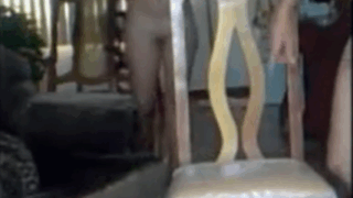 Cogiendo en la sala con mi prima de 20 años