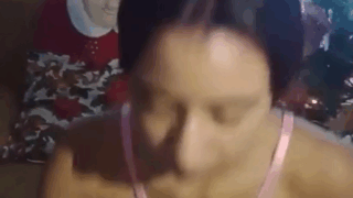 Morrita sumisa se mueve rico