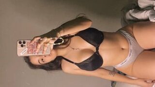Onlyfans de Gigardez mexicana teen