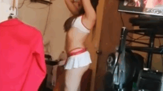 Pelada en lencería de enfermera