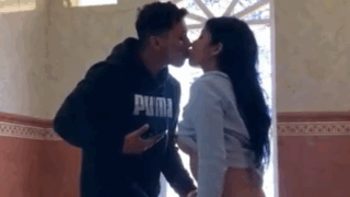 Rápido antes que nos vean