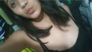Rico pack de colegiala peluda