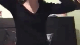 Se parece a ti, le encanta pajearse