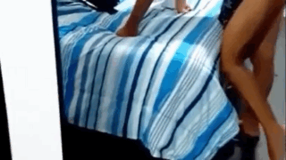 Tu hermana cachera me visita en mi cuchitril