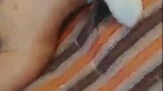 Cholita cachera en un cuarto de hotel