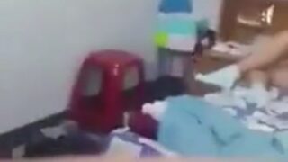 Colegiala cachando duro y parejo