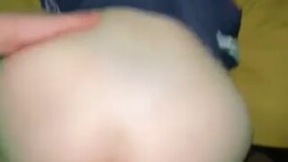 Mi primita no se da cuenta que la grabé desnuda