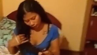 Morena tetona me la chupa rico